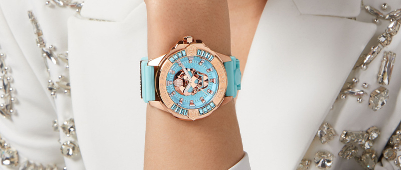 Яркие женские часы на лето
