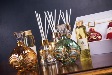 amber_diffuzor_aromaticheskij_cvet_yantarnyj_s_zolotom_hrustal_aromat_vanili_9332_2_auto_auto