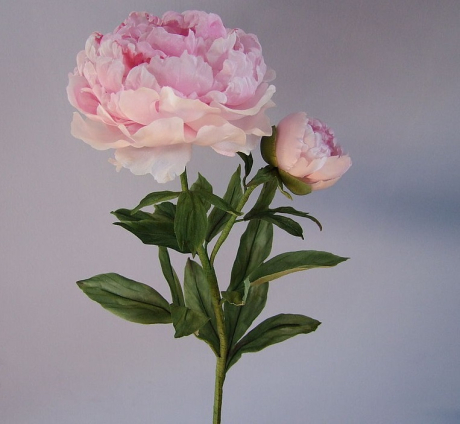 7253011bbde2221931d82cccb2--ukrasheniya-pion-iz-shelka-varenka